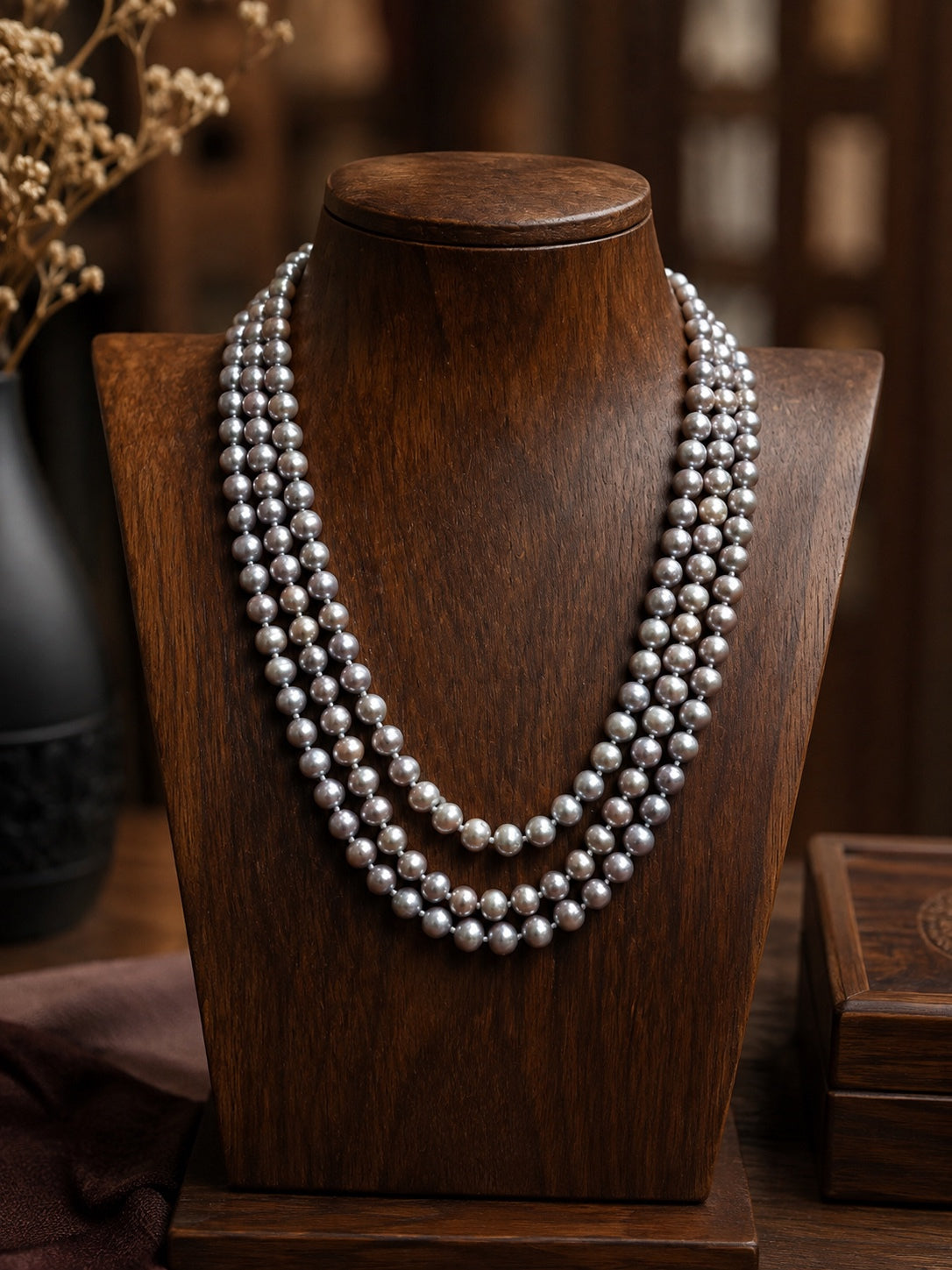 Peacock Grey Sea Pearl Necklace, 8 mm, 22 inches — Full Necklace Portrait