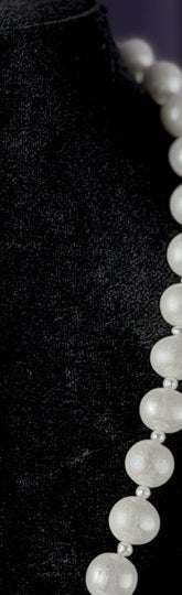 White Sea Pearl Necklace — 18 inches, right strand pearl texture